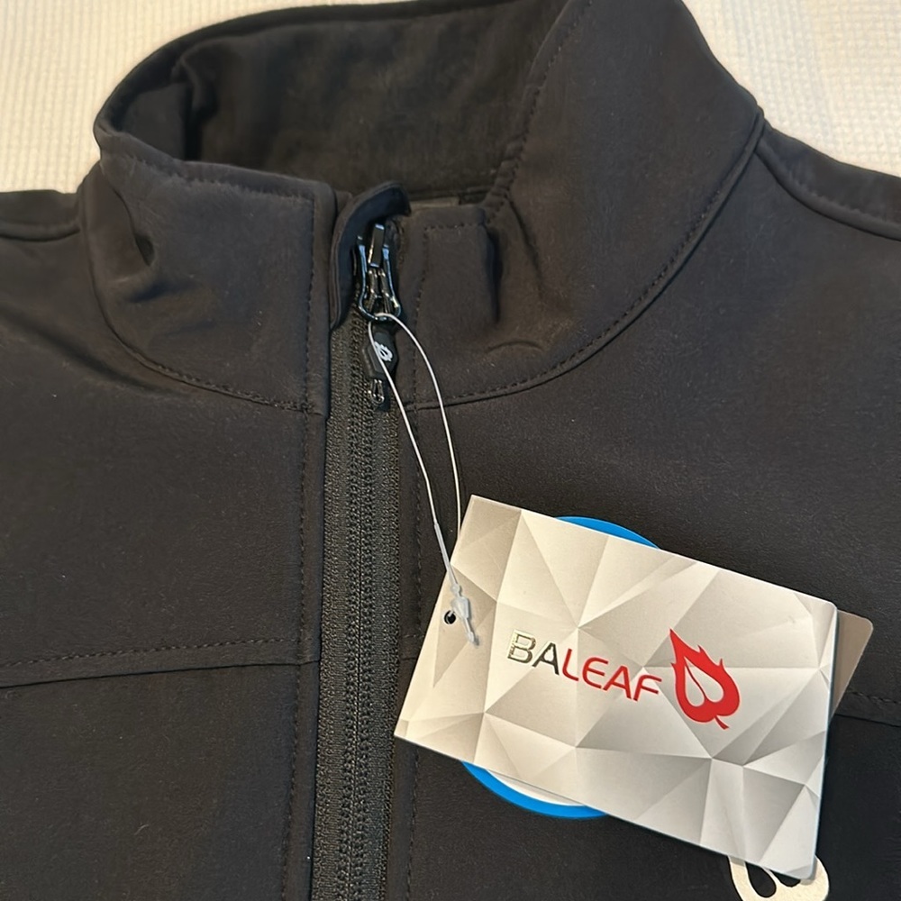 Baleaf Woman’s Thermal Jacket Black Size Small New - Picture 5 of 16
